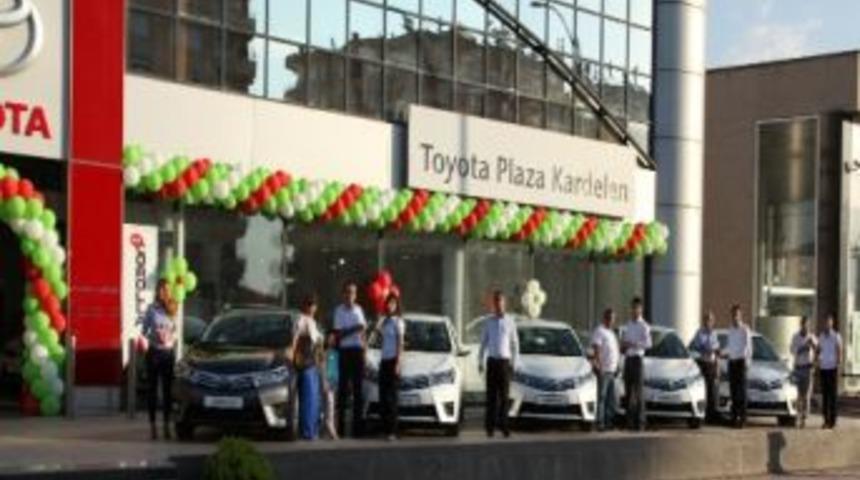 Diyarbakırlı Corolla Tutkunları Yeni Ara&ccedil;larına Kavuştu