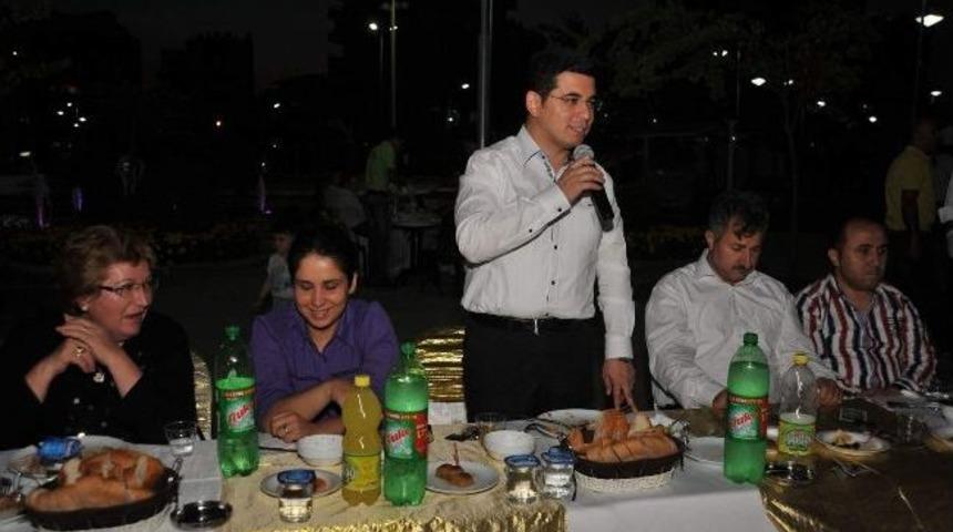 Kepez Belediyesi’nde İftar Yemeği