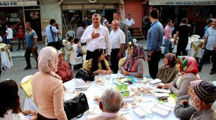 6 Bin Geyveli G&ouml;n&uuml;l Sofrasında Buluştu