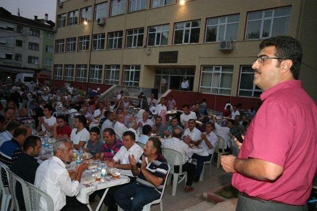 Bozkurtlular Derneği Bozkurt’ta Görkemli Bir İftar Verdi