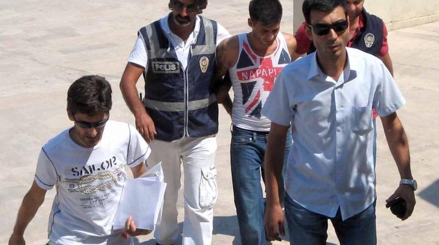 Marmaris&rsquo;te Boynundan Bı&ccedil;aklanan Kişi Hayatını Kaybetti