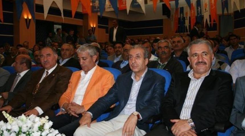 Bakan Eker, Ak Parti Kars İl Danışma Toplantısına Katıldı