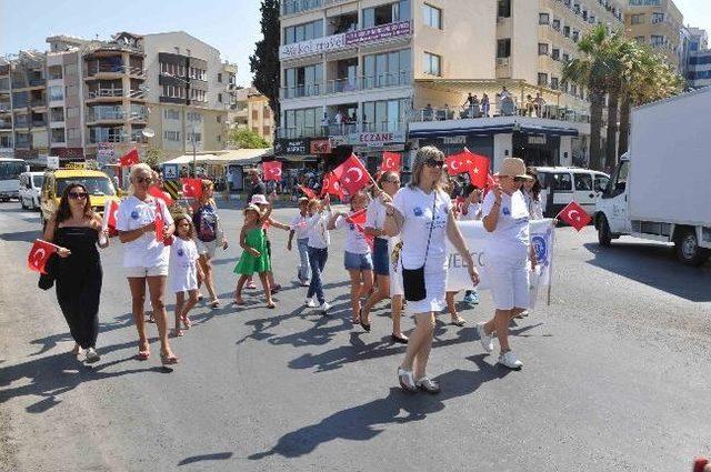 Uluslararası Kültür Elçileri Kuşadası’nda