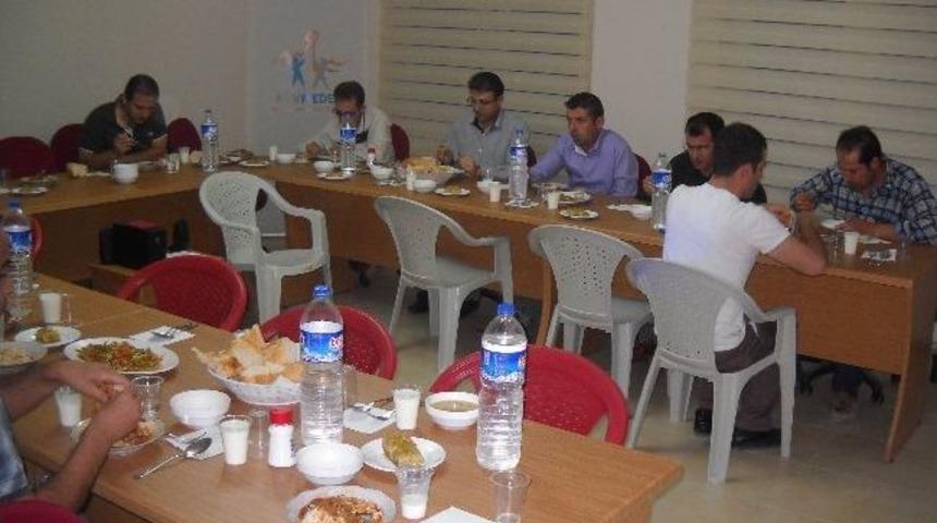 Nevmeder&rsquo;den Memurlara İftar Programı