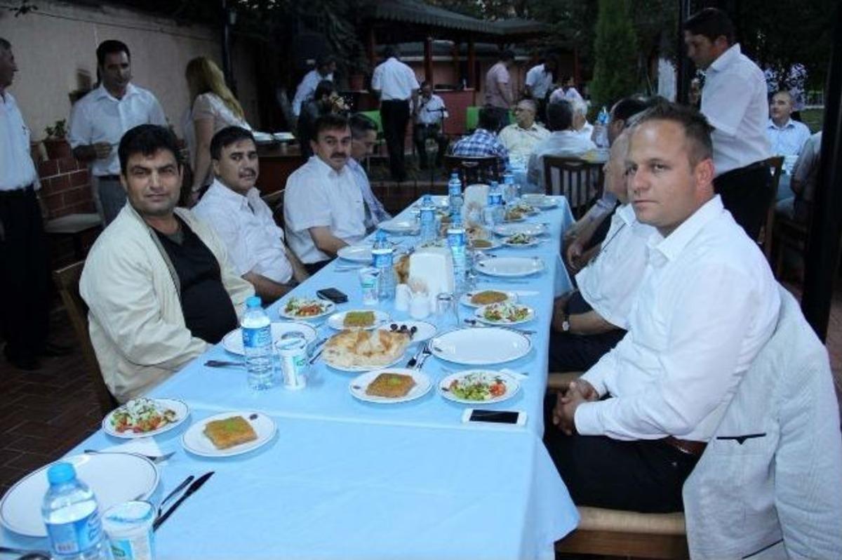 &Ccedil;li&rsquo;den İftar Yemeği