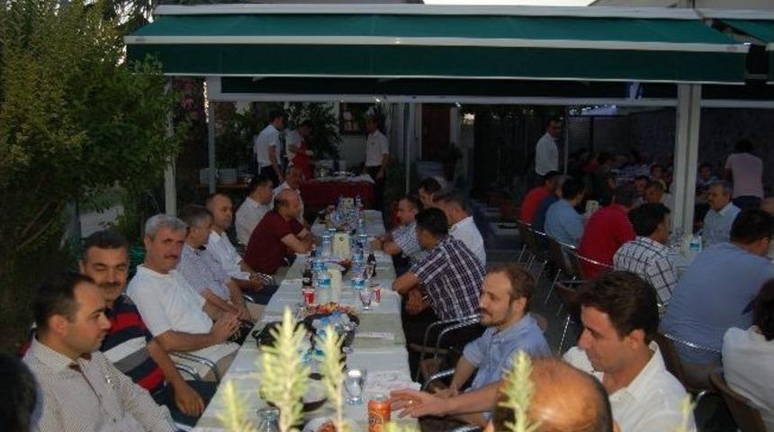 Eğitim Camiası İftarda Buluştu