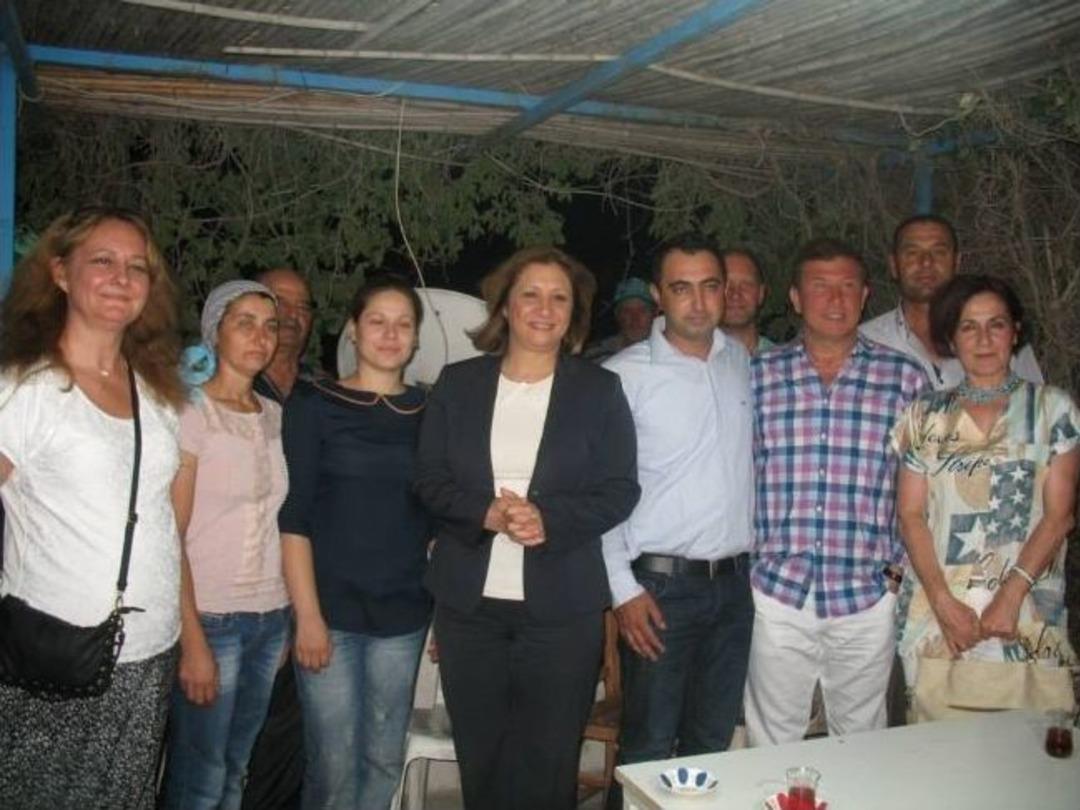 Urla Ak Parti&rsquo;nin İftarına Tanju &Ccedil;olak Da Katıldı