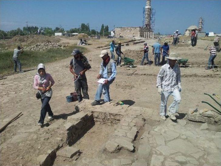 Eski Van 150 Yıl Sonra Gün Yüzüne Çıkarılıyor G1