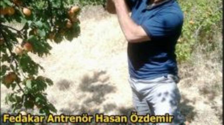 Güreş Antrenörü Hasan Özdemir, Yılın Antrenör Adayı