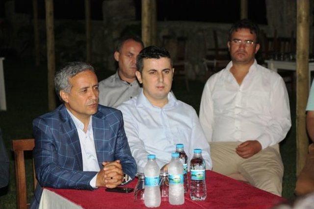 Muzaffer Yurttaş, Partililerle Sahur Yemeğinde Buluştu.