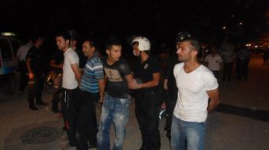 Bursa'da 'at Pisliği' Meselesinden &Ccedil;ıkan Olaylarda 21 Kişi G&ouml;zaltına Alındı