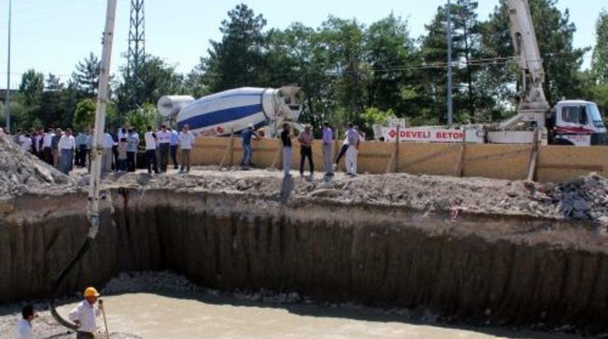 13 Yaşındayken Kurduğu Yurt Yaptırma Hayalini 48'inde Ger&ccedil;ekleştiriyor