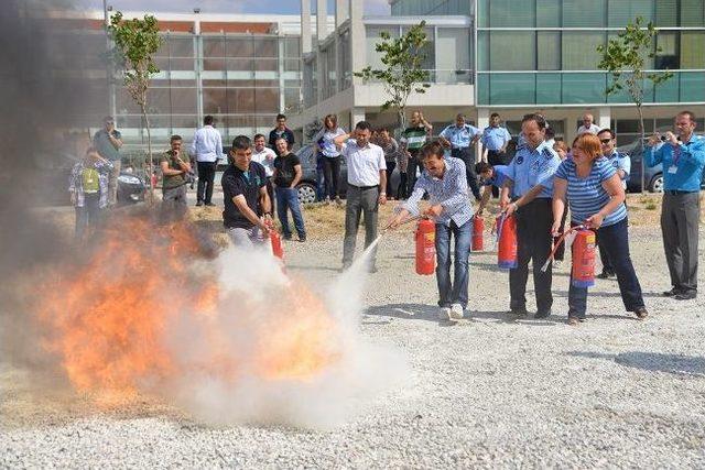 Tepebaşı Çalışanlarına 