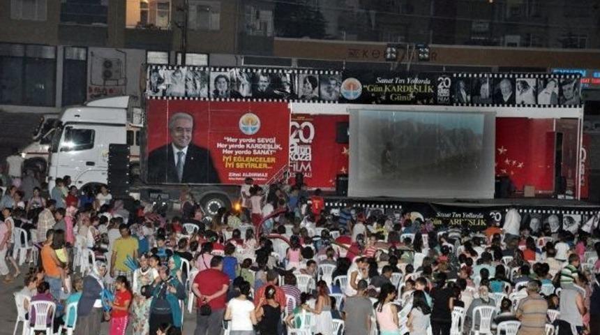 Sanat Tırı Yeşilyurt&rsquo;ta