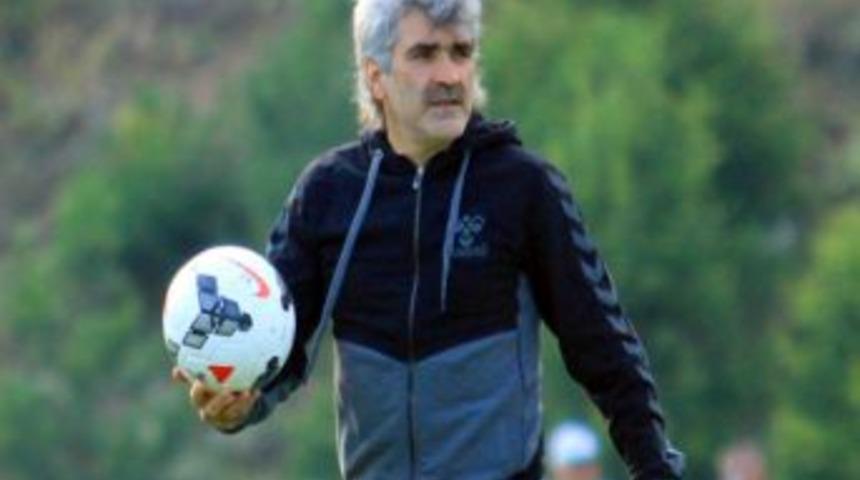 Uğur T&uuml;t&uuml;neker: M&uuml;cadele Hırsımız Ve Inancımız En B&uuml;y&uuml;k Silahımız Olacak