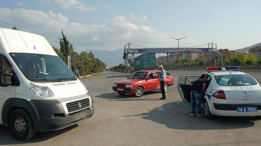 Kaza Sırasında Kafası Koltuğa &Ccedil;arpan Tuğba &Ouml;l&uuml;mden D&ouml;nd&uuml;