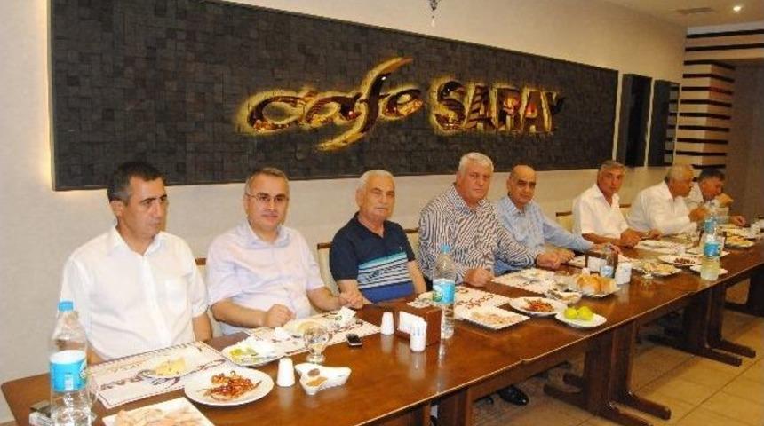 Esnaf Ve Sanatkar &Ouml;demiş&rsquo;te İftarda Buluştu
