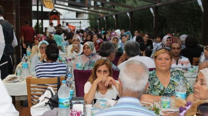 İ&ccedil;ten&rsquo;den Parti Teşkilatına İftar Yemeği