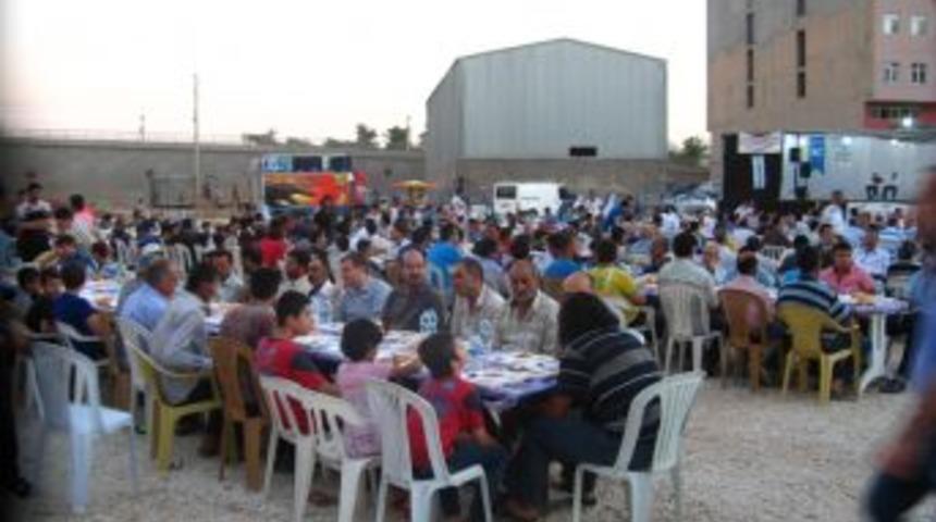 ERİD Y&ouml;netimi, Iftarını Mardin'de A&ccedil;tı