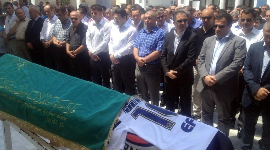 Kanserden &Ouml;len Minik Taraftar Son Yolculuğuna Uğurlandı