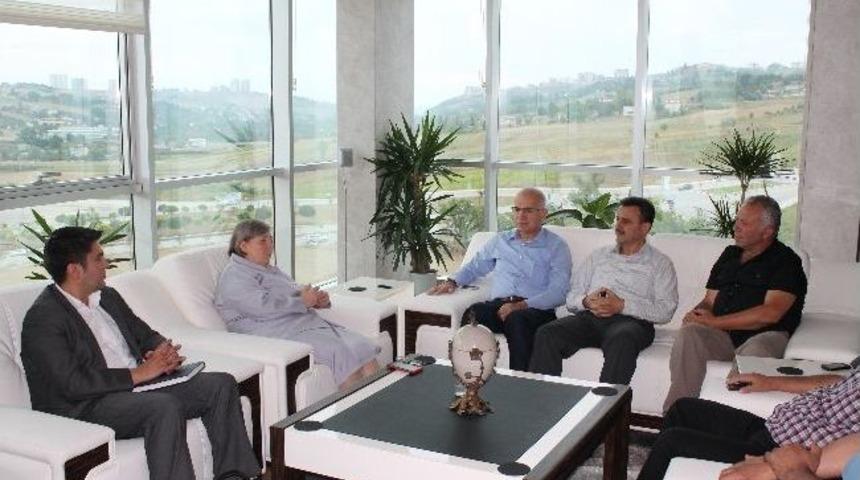 Milletvekili Bakır, Samsun Serbest Muhasebeci Mali M&uuml;şavirler Odası'nı Ziyaret Etti.