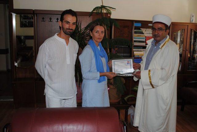 Rus Edit&ouml;r M&uuml;sl&uuml;man Oldu 1