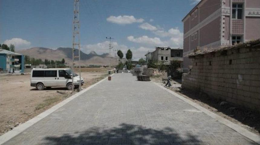 Bostani&ccedil;i Beldesinde Hizmet Seferberliği Devam Ediyor