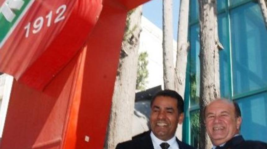 İzmir Sporunda Tarihi Buluşma