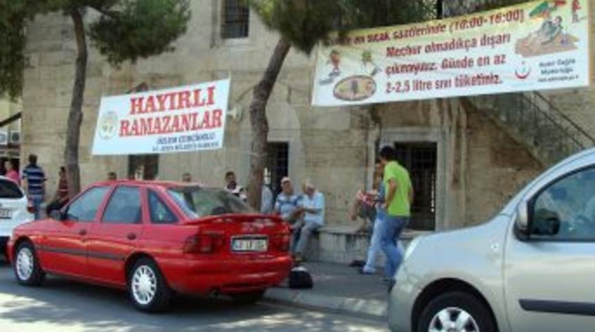 Aydın'da Belediye Ile M&uuml;ft&uuml;l&uuml;k Arasında Kar Helvası Gerginliği