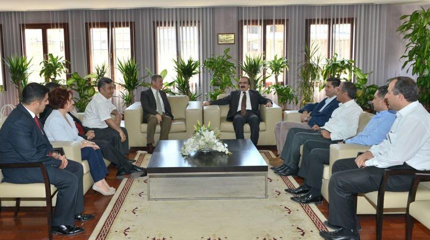 Vali Coş Yeni ATO Başkanı Menevşe&rsquo;ye &lsquo;hayırlı Olsun&rsquo; Ziyareti