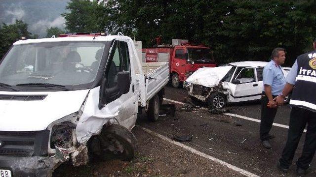 Ordu'da Trafik Kazası: 1 Ölü, 2 Yaralı