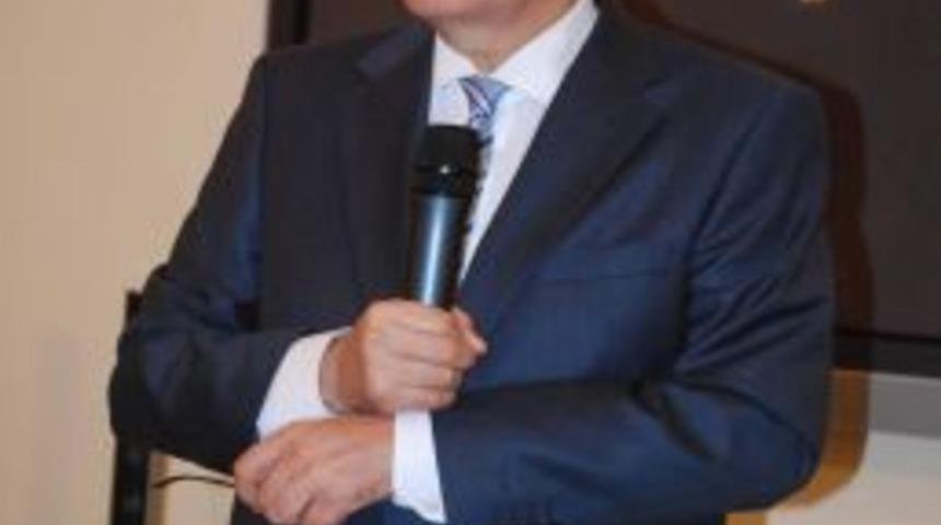 &Ouml;zhan: İSDEMİR'de Grevin Ekonomiye G&uuml;nl&uuml;k Zararı 3 Milyon Dolar