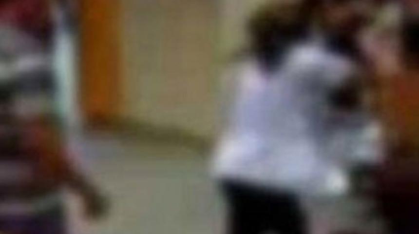 Bu kez doktoru personel d&ouml;vd&uuml;