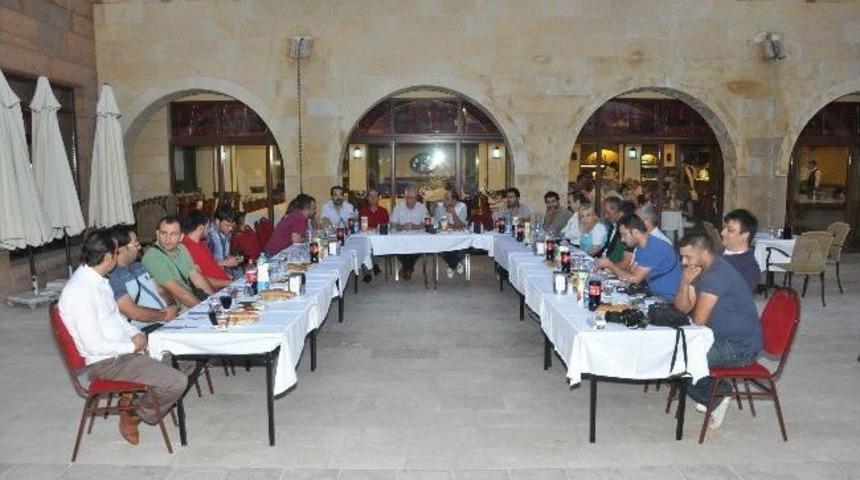 G&ouml;reme Belediye Başkanı Cingil&rsquo;den Gazetecilere İftar