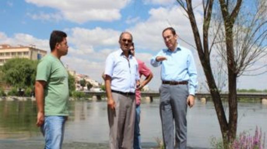 Avanos&rsquo;ta Kızılırmak Kenarına Piknik Alanları Yapılıyor