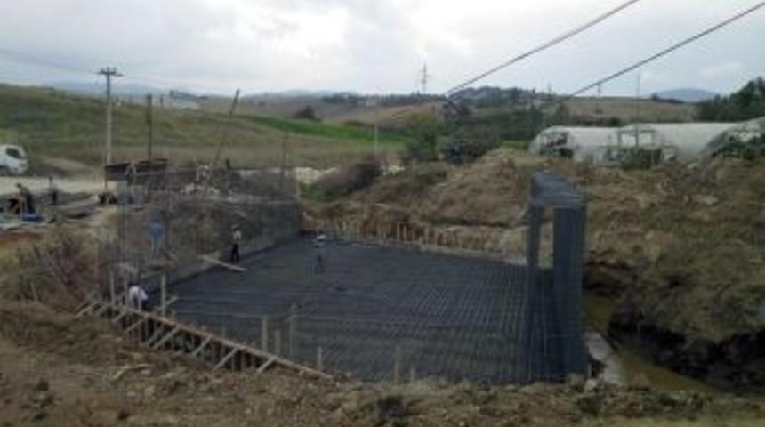 Yalova'da K&ouml;pr&uuml; Ve Yol &Ccedil;alışması Başladı