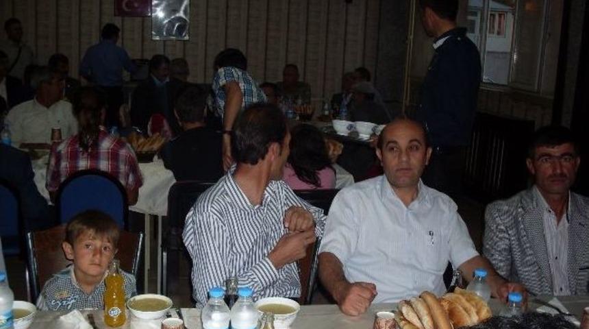 Kaymakam D&uuml;ndar&rsquo;dan Şehit Aileleri Ve Gazilere Yemek