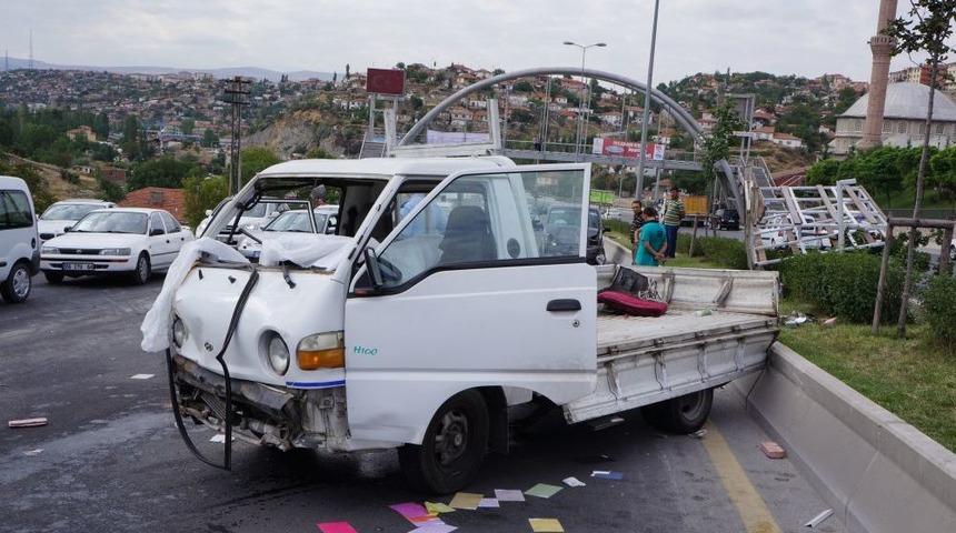 Sollamadan Sağlayan S&uuml;r&uuml;c&uuml; Hayatını Kaybetti