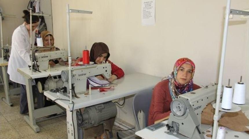 İneg&ouml;l Hem&rsquo;in Yaz Kursları Devam Ediyor