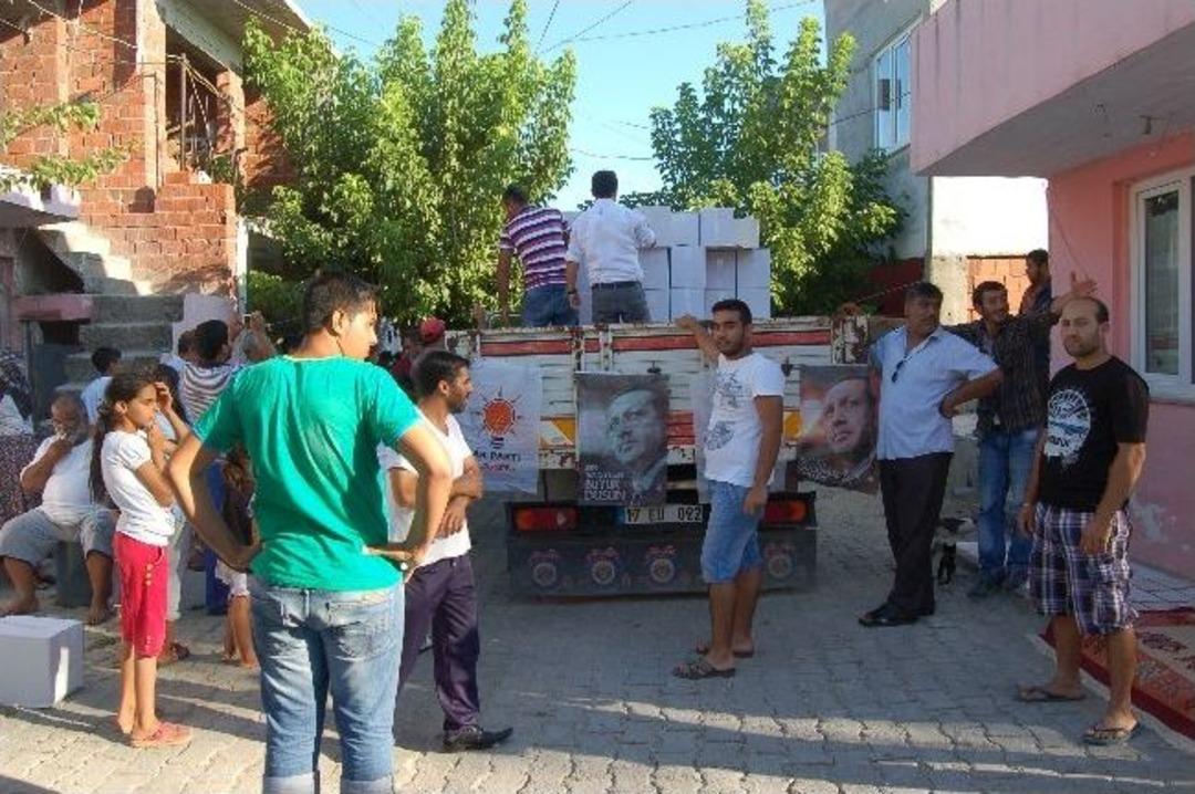 İhtiya&ccedil; Sahiplerine Ramazan Yardımı Yapıldı