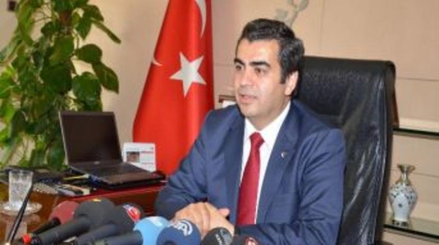 Vali Orhan D&uuml;zg&uuml;n: