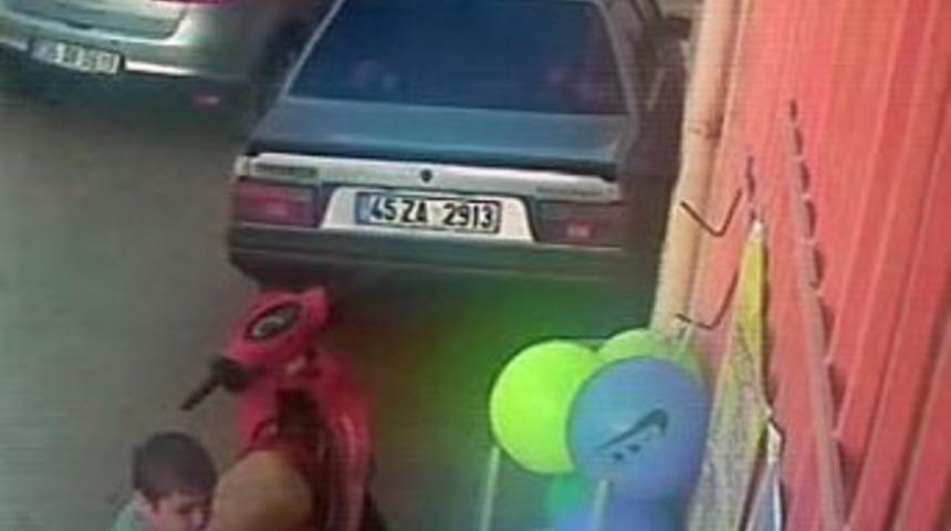 Gezi Eylemcisi &Ouml;ğretmen, Eşiyle Barışmak I&ccedil;in Işkence Yalanı S&ouml;ylemiş