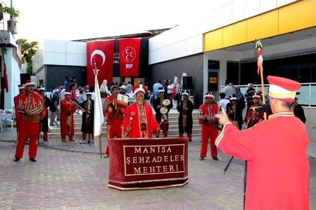 Sarıgöl Mhp’nin İftarına 2 Bin Kişi Katıldı