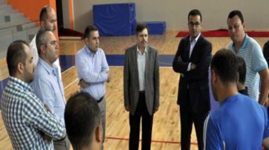 Uşak Sportif, &Uuml;niversite Spor Salonunda Inceleme Yaptı