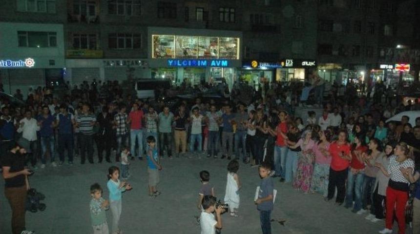 Hakkari&rsquo;de Halaylı Ramazan Şenlikleri