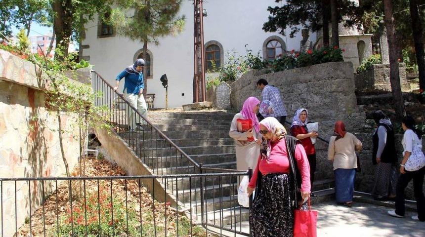 Seyyid Bilal Camisi Imamından "hurafelere Inanmayın" &Ccedil;ağrısı