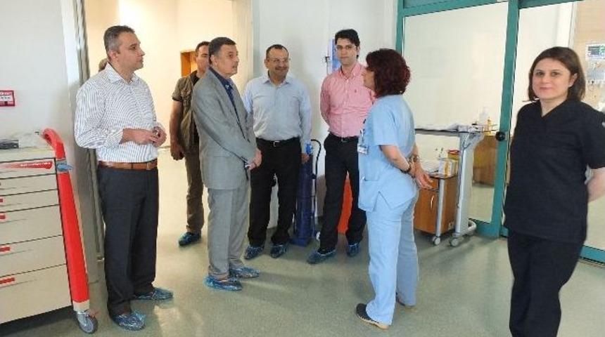 Pakdil, Şehir Hastanesini İnceledi