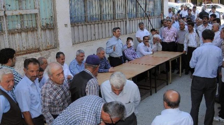 Ak Parti Milletvekillerinin &Ccedil;elikhan Ziyareti