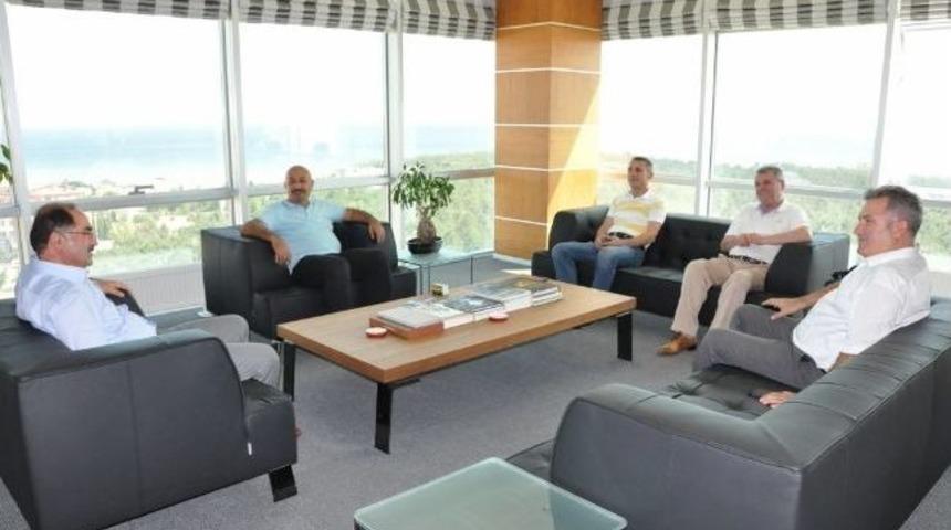 Tekirdağspor&rsquo;dan Rekt&ouml;r Şimşek&rsquo;e Ziyaret