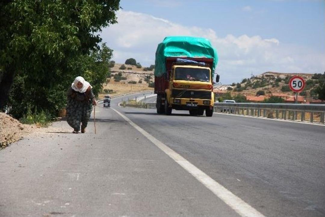 K&ouml;yl&uuml;lerin b&ouml;l&uuml;nm&uuml;ş yol &ccedil;ilesi